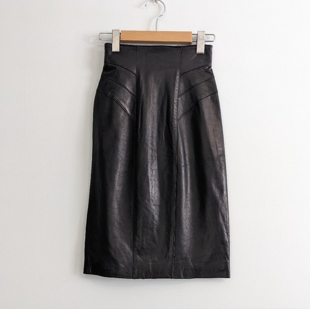 High Waisted Genuine Leather Pencil Skirt | Vintage | Black